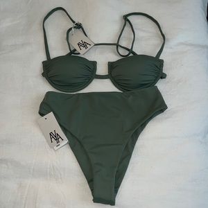 Medusa Top & Kalliope Bottom - Sage Green